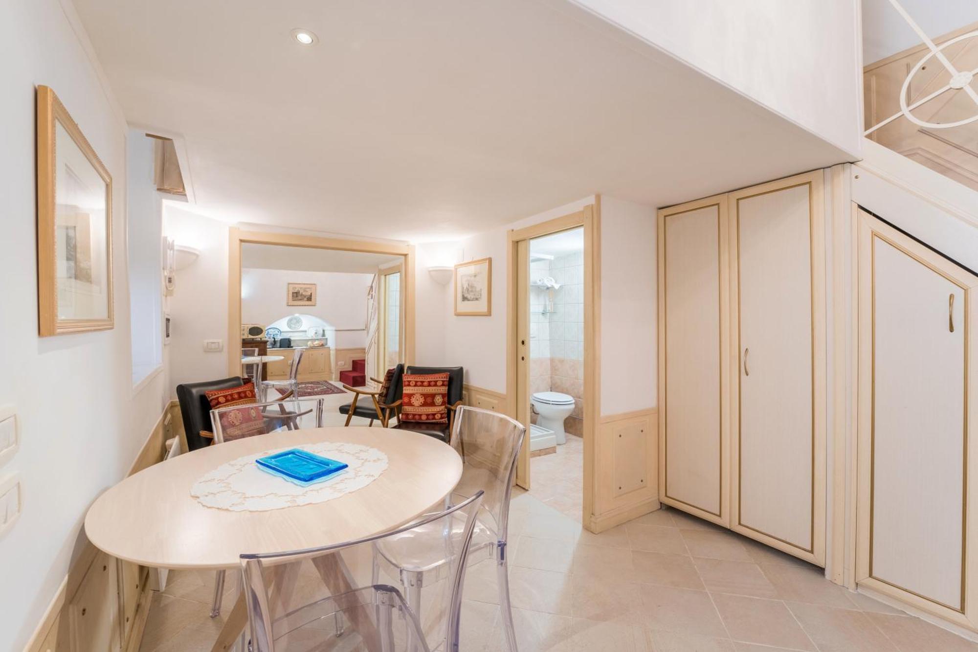 Appartamento D'artista, Elegante Loft Nel Cuore Di